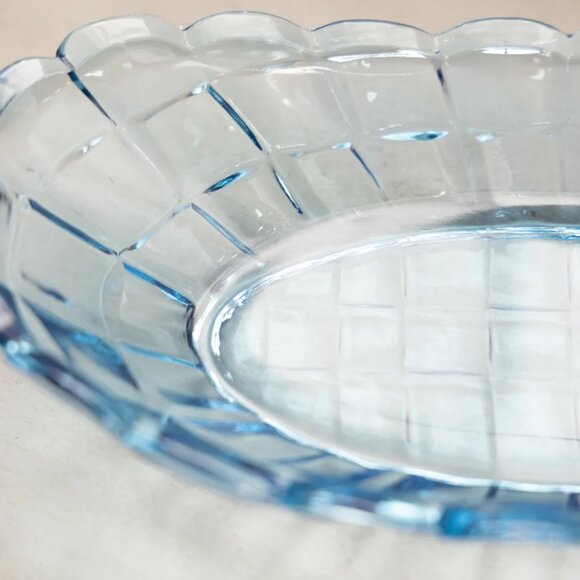 Vintage Medium Oval Blue Dalzell-Viking Glass Shallow Bowl with Block Design - Picture 3 of 4